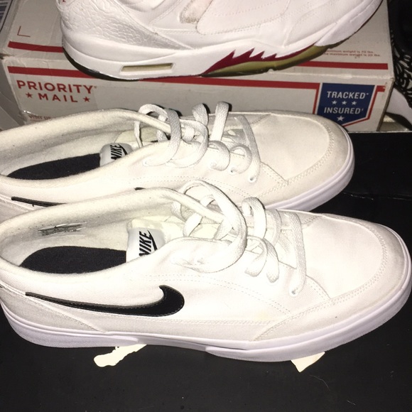 Random pair of nikes I picked up at Ross - Picture 4 of 6